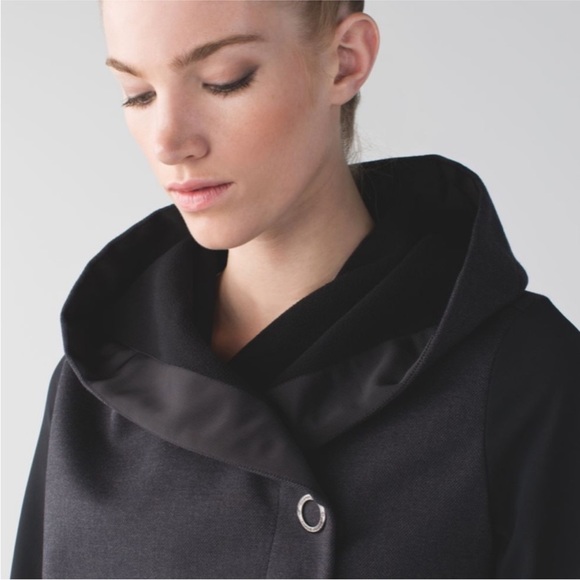 SOLD Lululemon Savasana Softshell - Picture 2 of 7